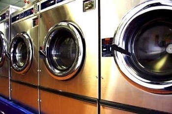 Managing Laundry Contracts