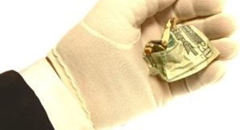 A Word on Holiday Tipping Etiquette A Word on Holiday Tipping Etiquette