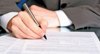 Negotiating Management Contracts Negotiating Management Contracts