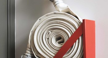 Too Hot to Handle Too Hot to Handle