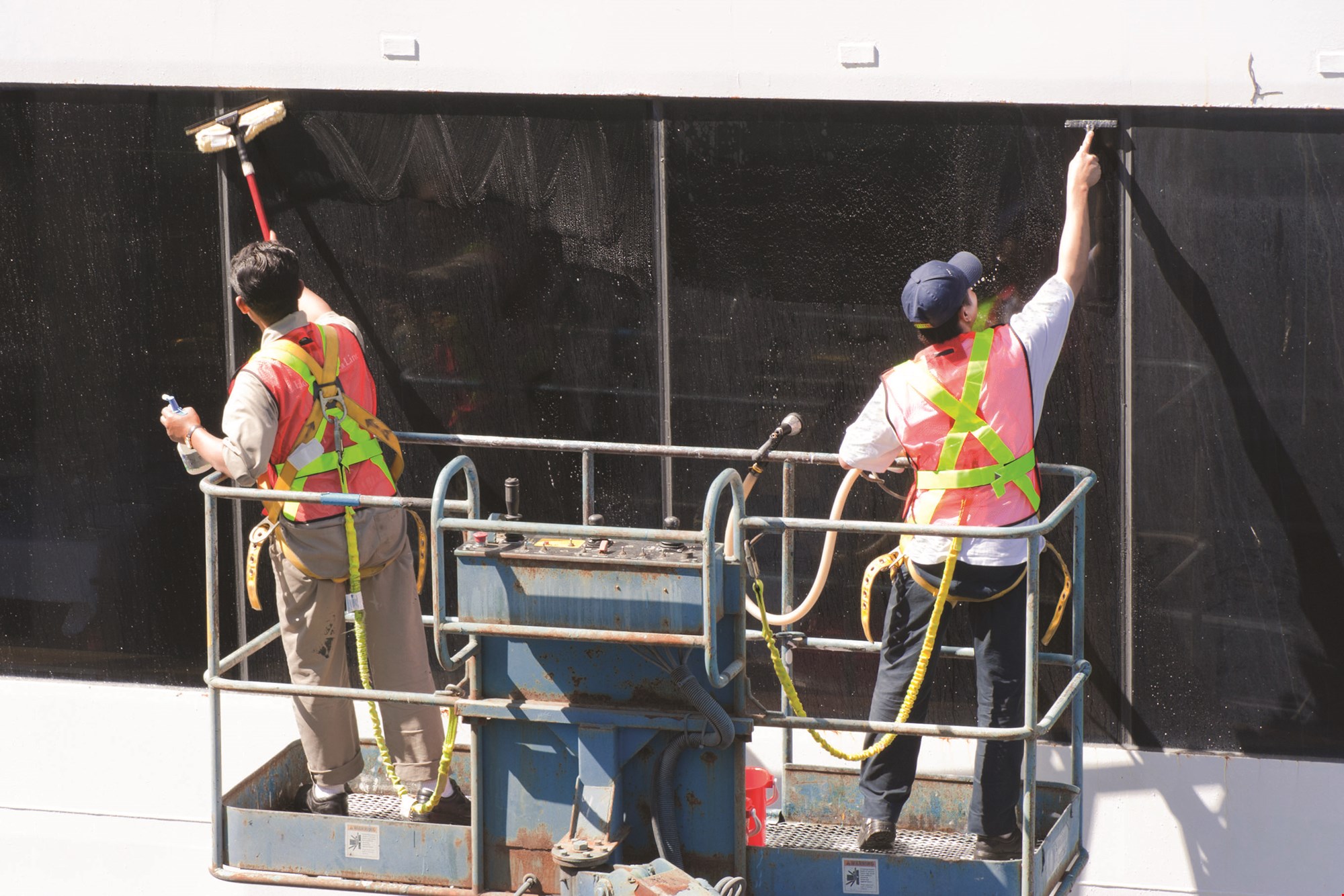 Working with Exterior Contractors