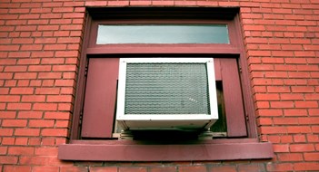 Air Conditioners and Window Boxes: What You Need to Know Before Doing an Installation Air Conditioners and Window Boxes: What You Need to Know Before Doing an Installation