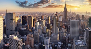 Manhattan Condo Sales Prices Dipped in 4Q 2017: Report Manhattan Condo Sales Prices Dipped in 4Q 2017: Report